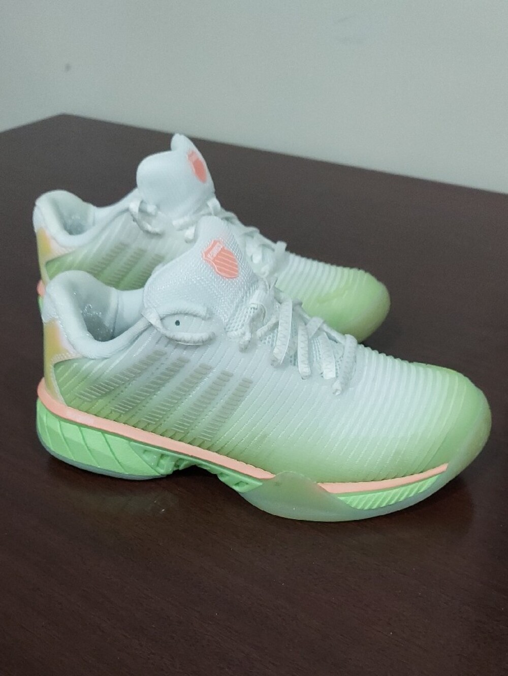 K-Swiss Hypercourt Express 2 Tennis Shoe - Picture 3 of 11